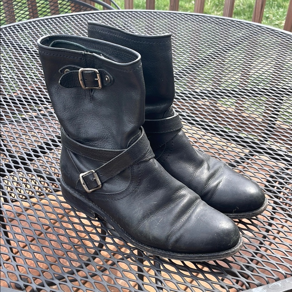 Frye Jayden Cross Engineer boots
